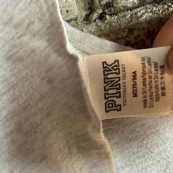 PINK Victoria’s Secret Oversized Logo Long Sleeve Lounge Tee Gray M - Picture 3 of 3